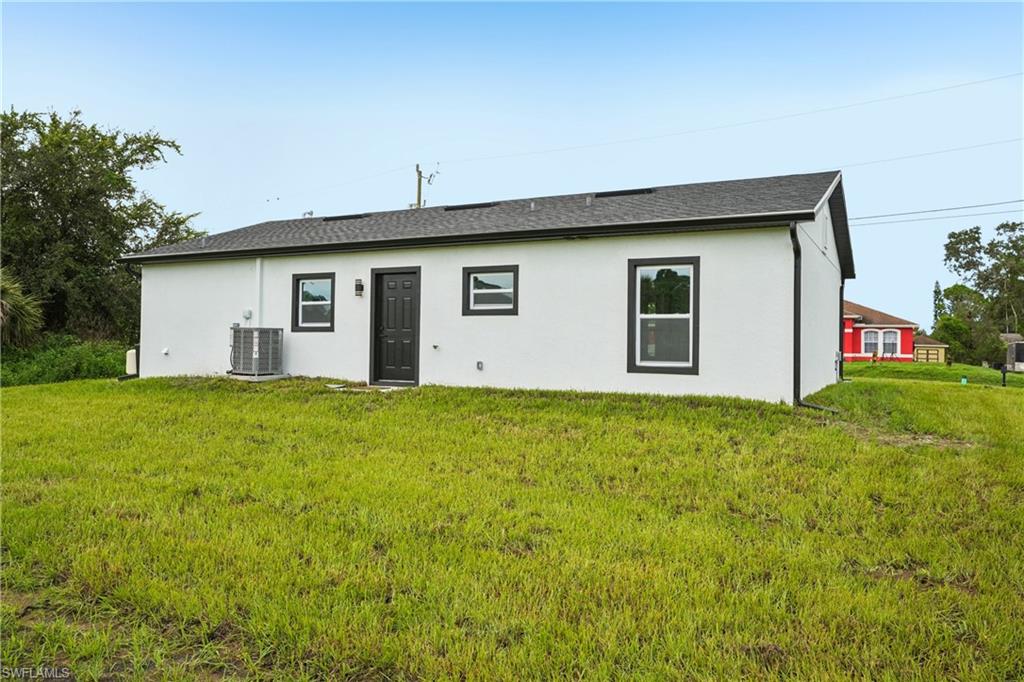 LEHIGH ACRES - Residential