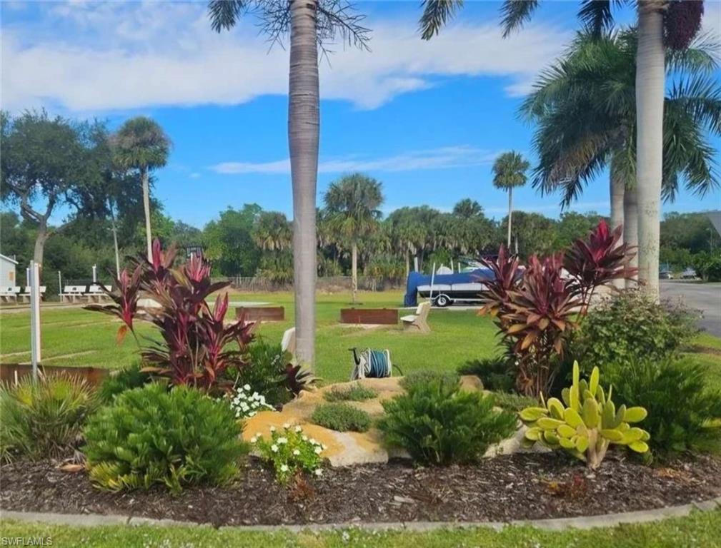 ENCHANTING SHORES - Residential