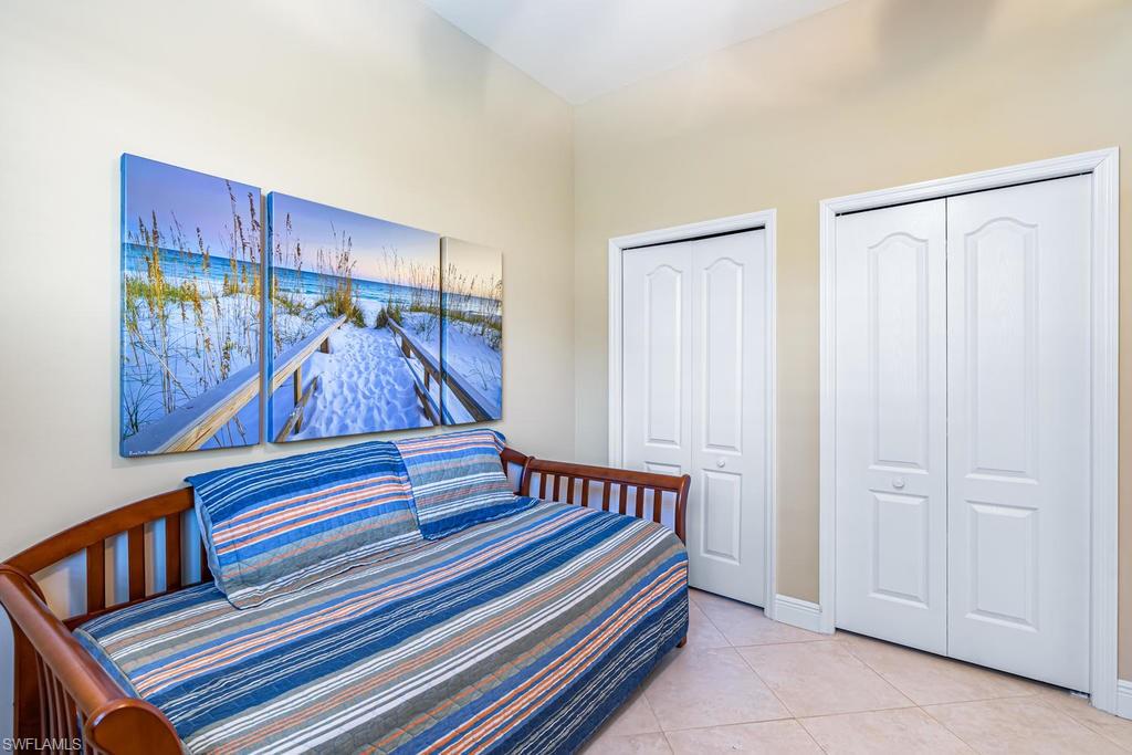 CEDAR CREEK - Residential