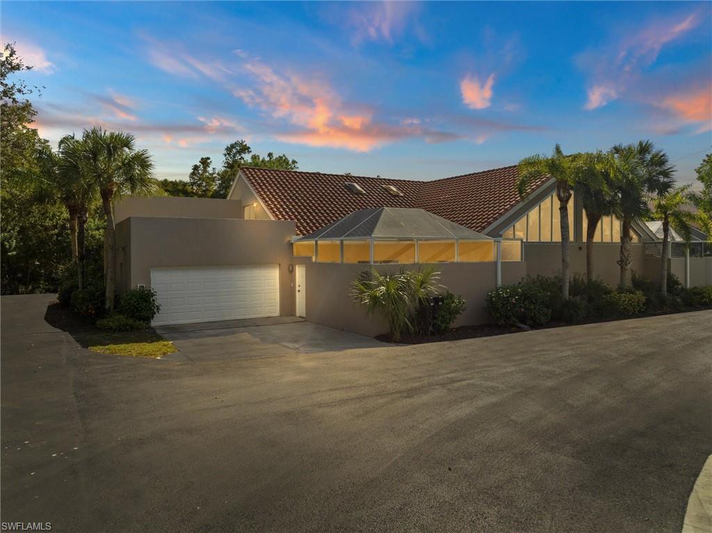 COURTYARDS - Residential