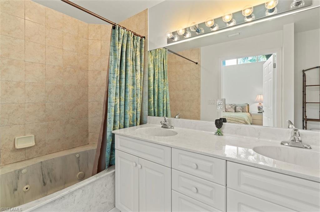 COURTYARDS - Residential