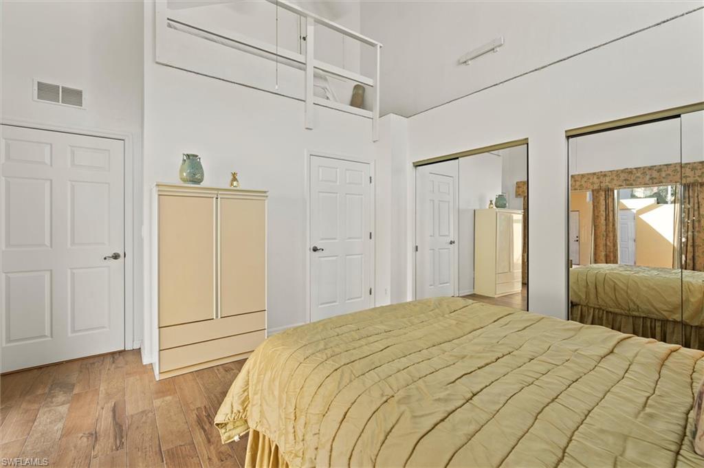 COURTYARDS - Residential