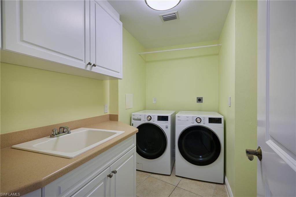 CAPE HARBOUR - Residential