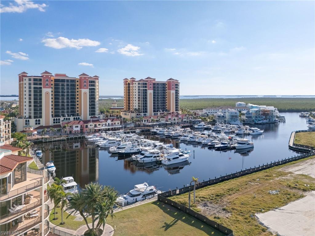 CAPE HARBOUR - Residential