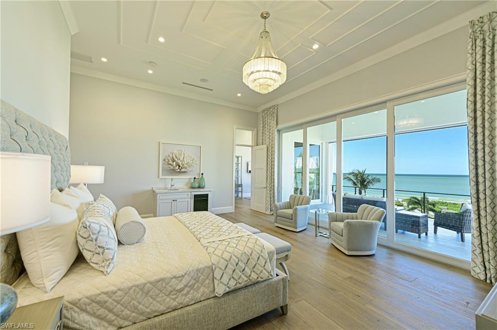 BAREFOOT BEACH - Residential