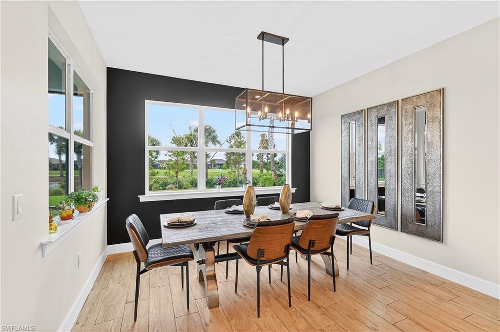 NORTHRIDGE - Residential