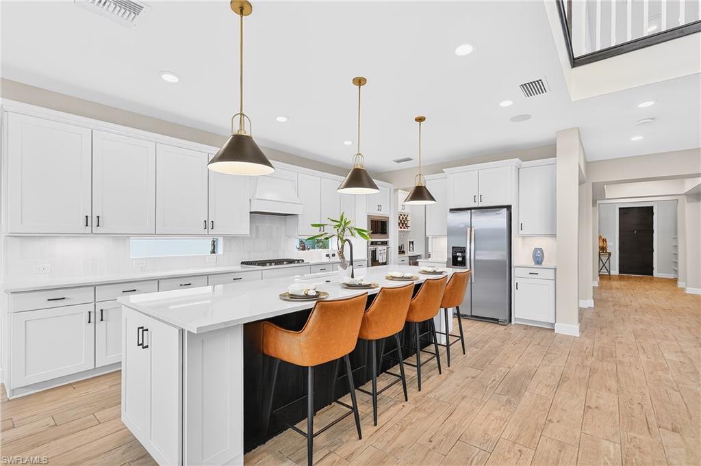 NORTHRIDGE - Residential