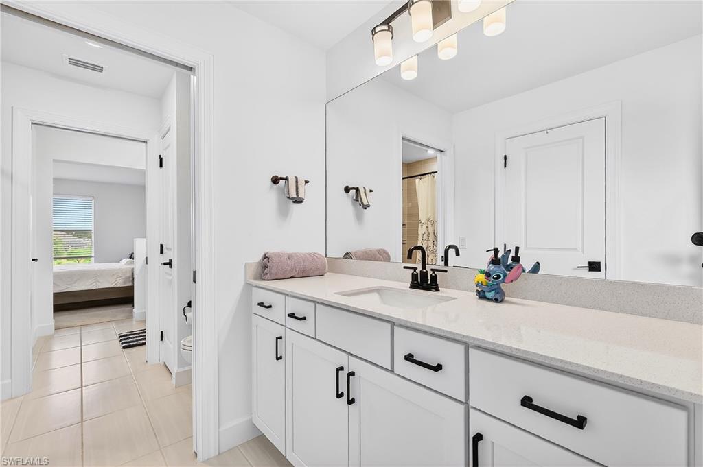 NORTHRIDGE - Residential