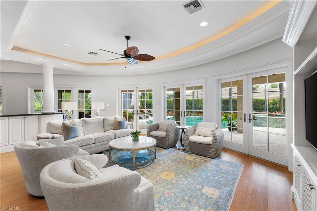 ESTATES AT GREY OAKS - Residential