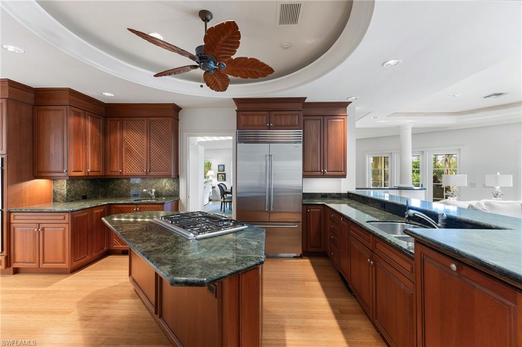 ESTATES AT GREY OAKS - Residential