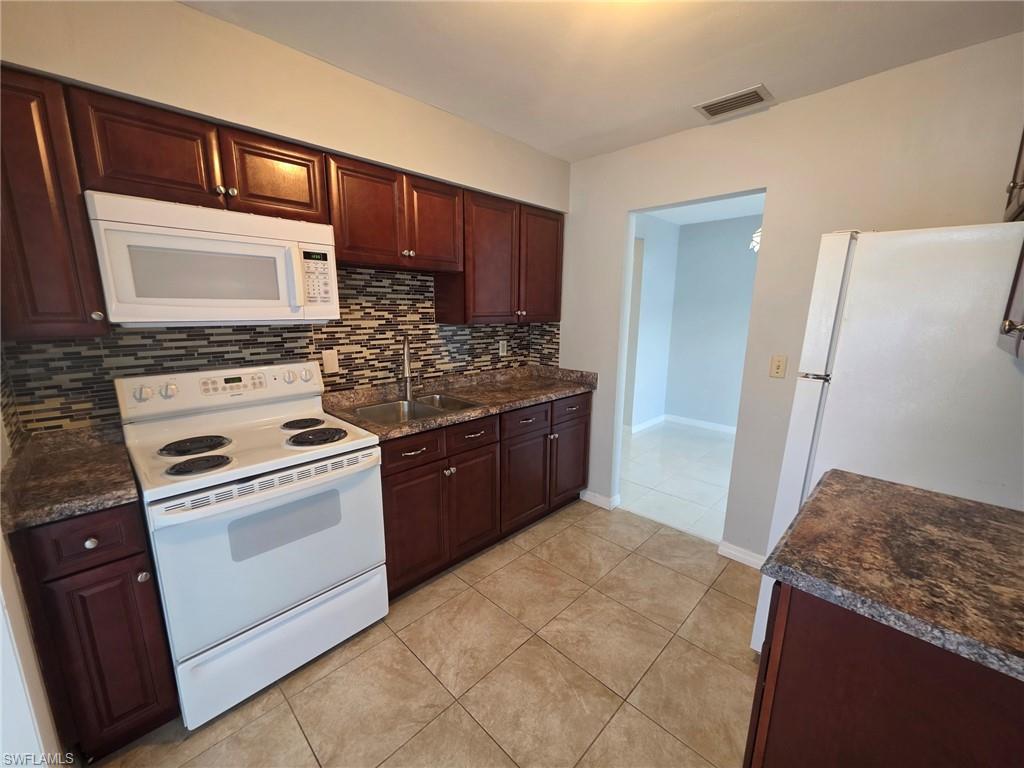 ORANGE GROVE PARK - Residential Lease