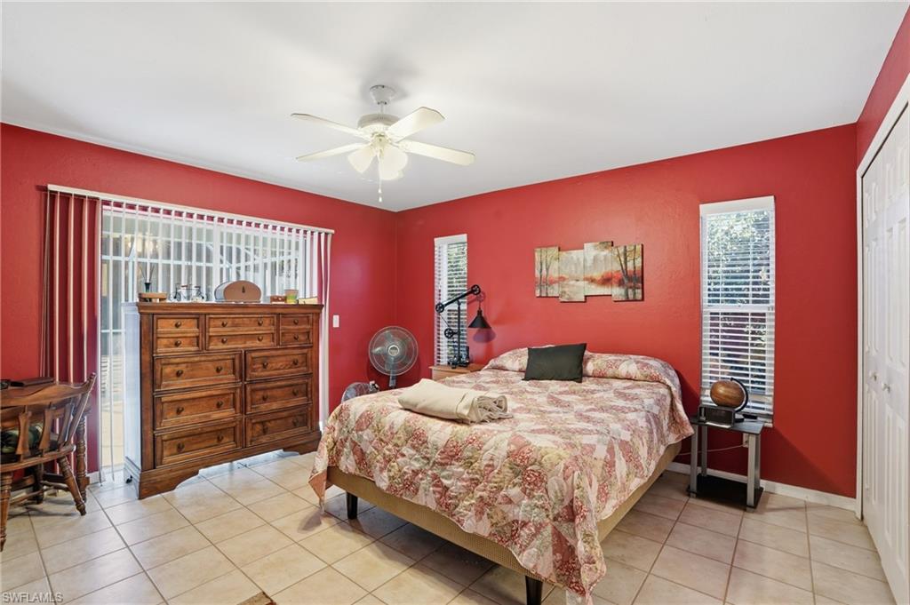 SAN CARLOS PARK - Residential