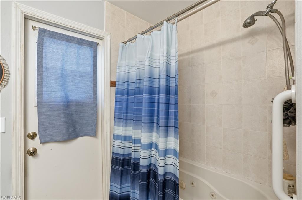 SAN CARLOS PARK - Residential