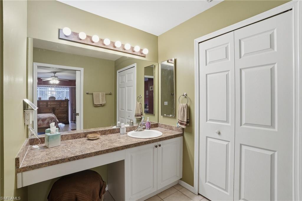 SAN CARLOS PARK - Residential