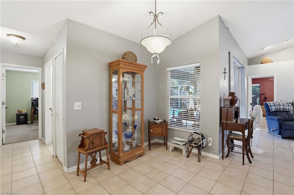 SAN CARLOS PARK - Residential