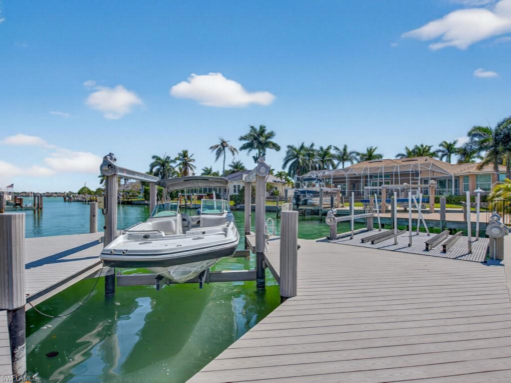 MARCO ISLAND - Residential