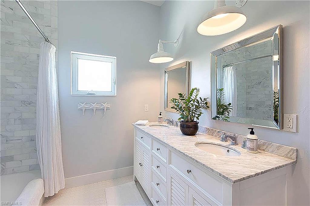 JOSE'S HIDEAWAY - Residential