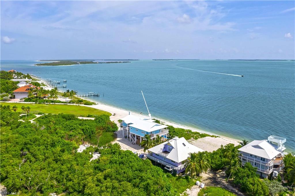 JOSE'S HIDEAWAY - Residential