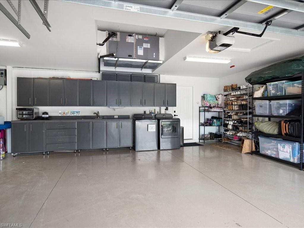 INDIGO LAKES - Residential