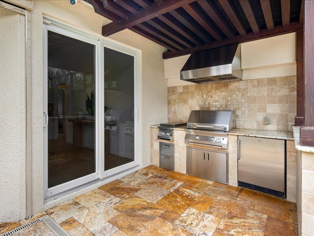 INDIGO LAKES - Residential