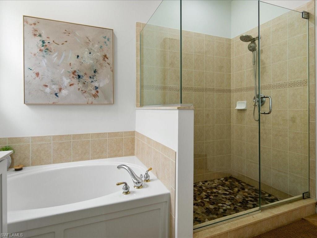 INDIGO LAKES - Residential