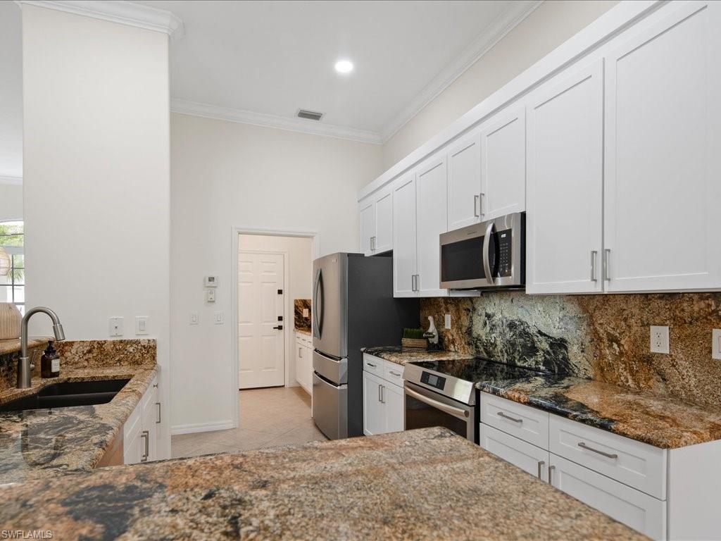 INDIGO LAKES - Residential