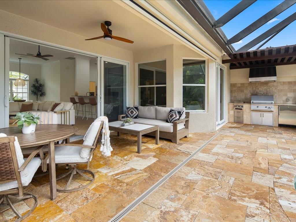 INDIGO LAKES - Residential