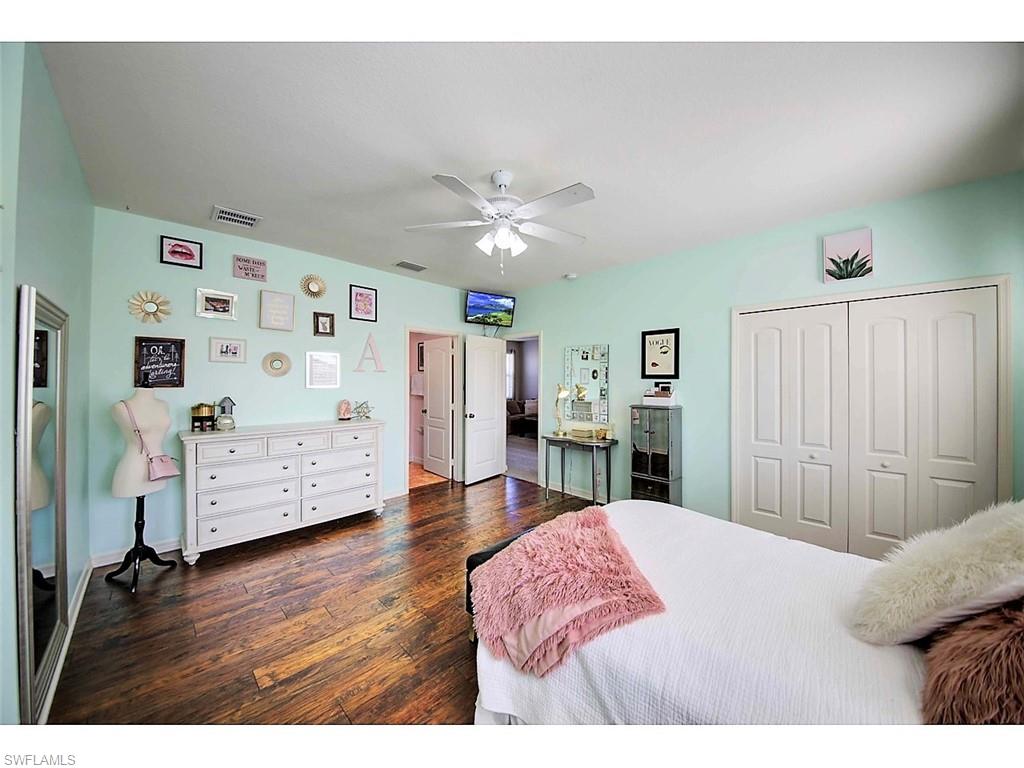 PROMENADE EAST - Residential