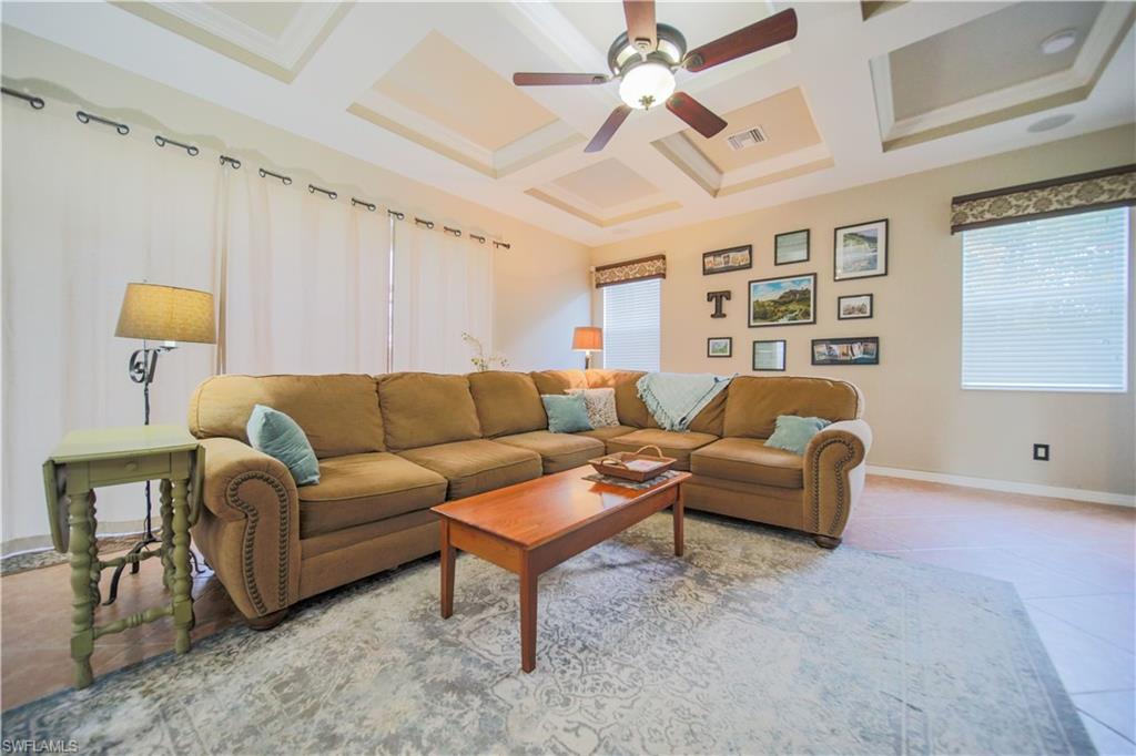 PROMENADE EAST - Residential