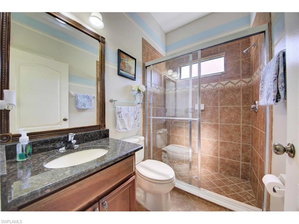 PROMENADE EAST - Residential