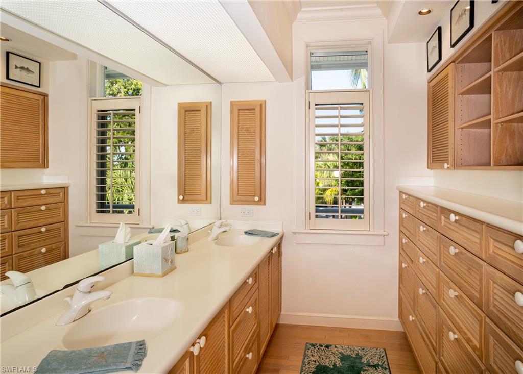 METES AND BOUNDS - Residential