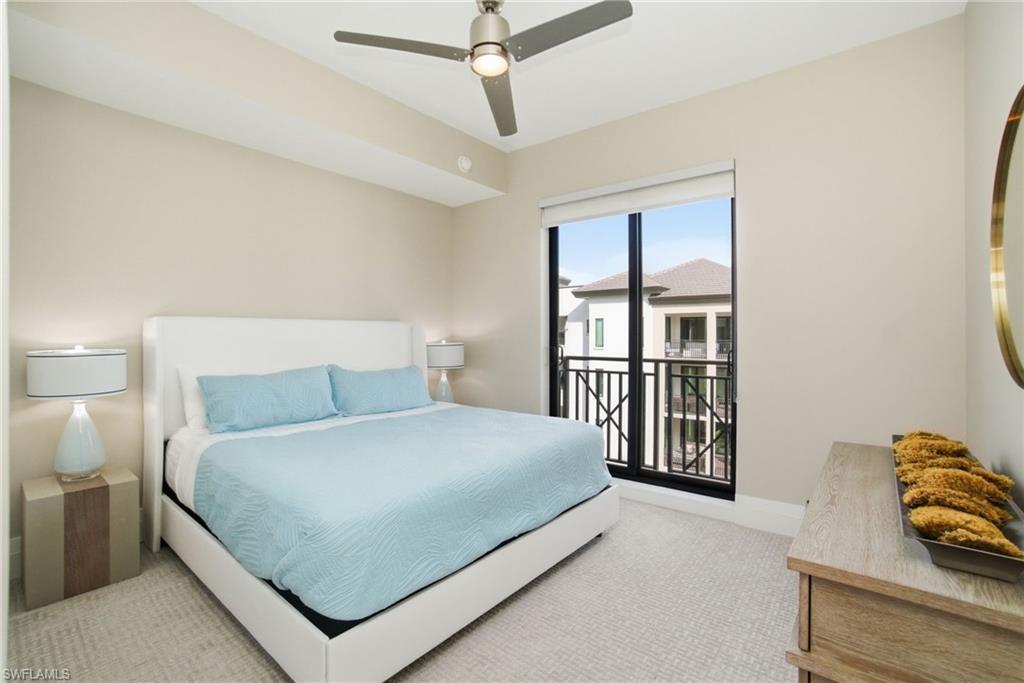 NAPLES SQUARE - Residential