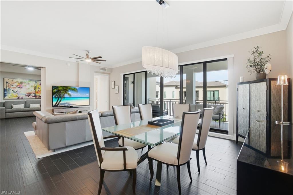 NAPLES SQUARE - Residential