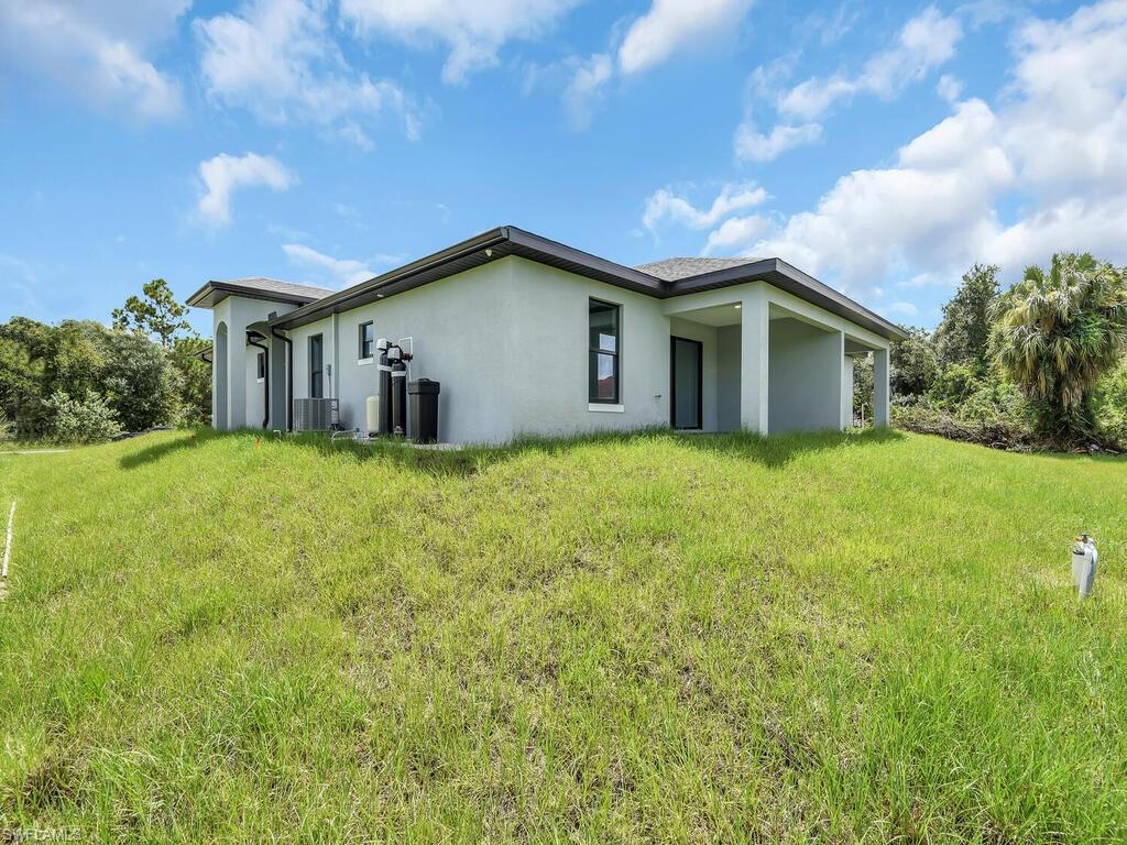 LEHIGH ACRES - Residential