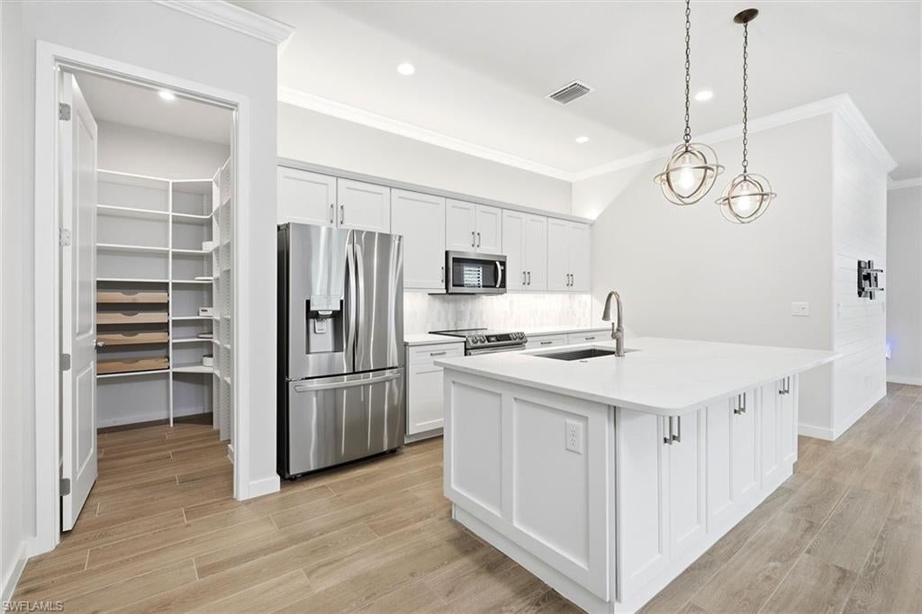 14628 Kingfisher LOOP
