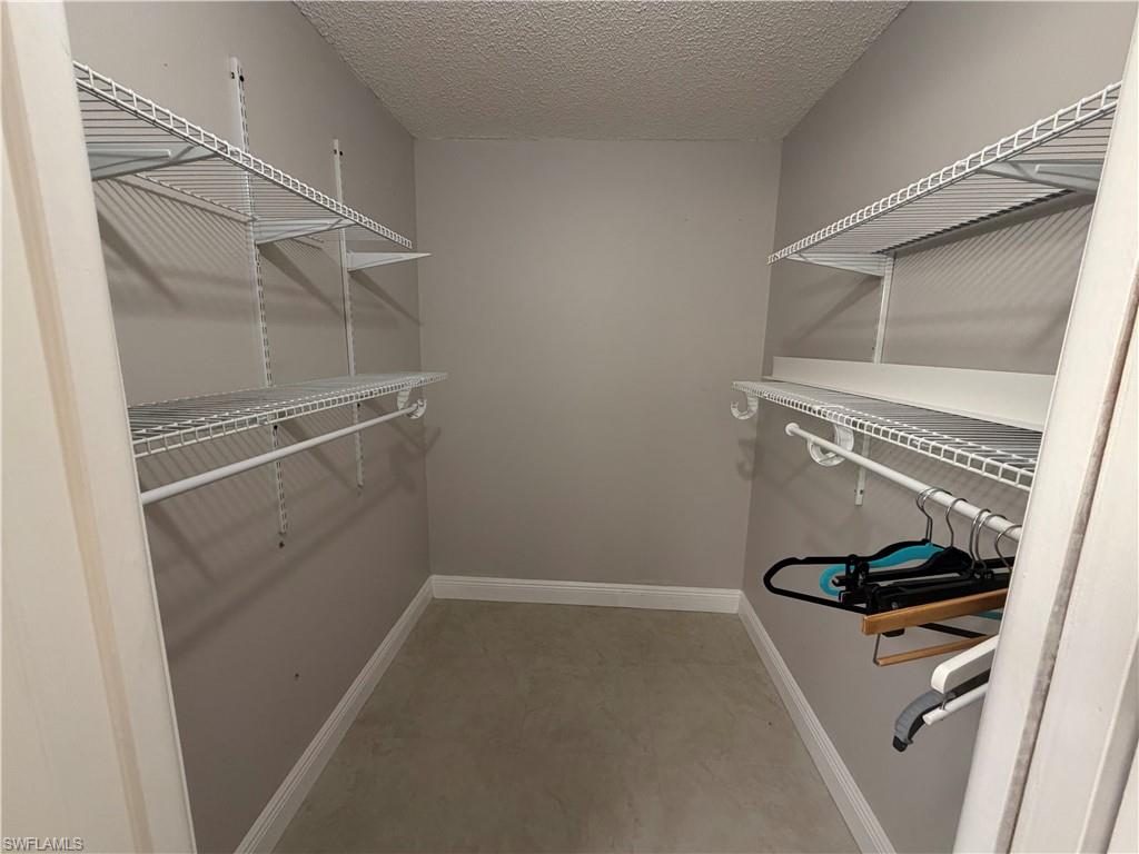 FOREST LAKES - Residential Lease