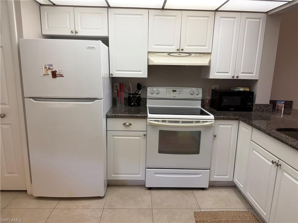 FOREST LAKES - Residential Lease