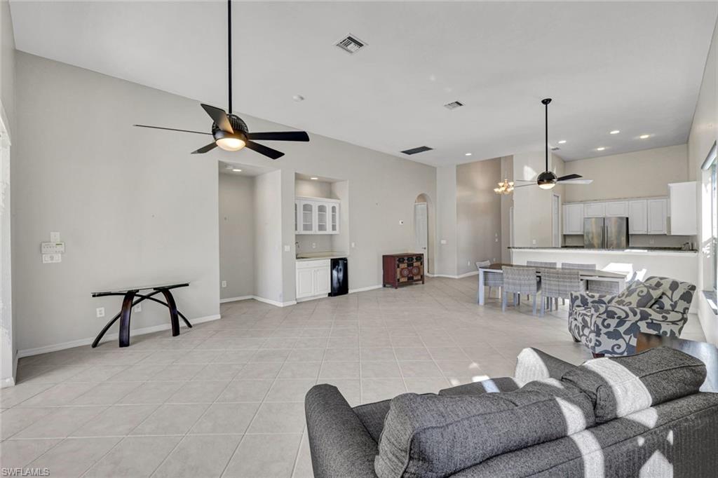 HUNTERS RIDGE - Residential