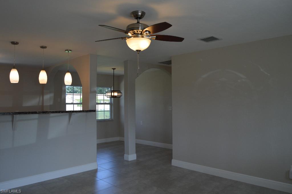 FORT MYERS SHORES - Residential