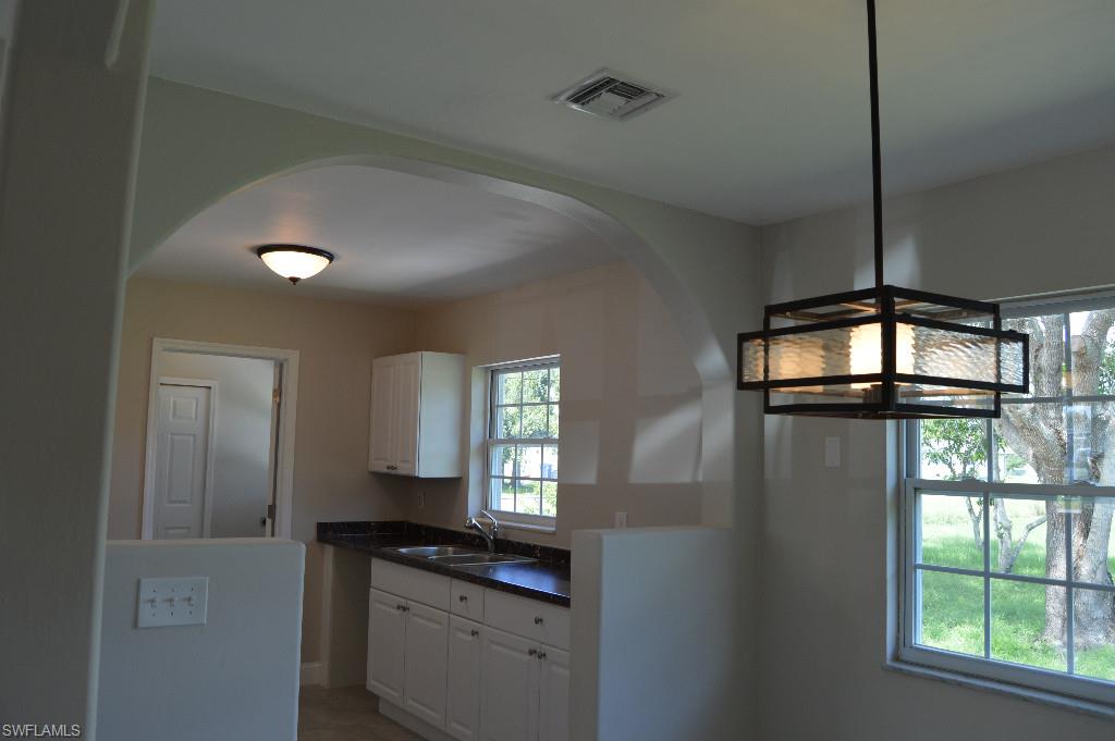 FORT MYERS SHORES - Residential