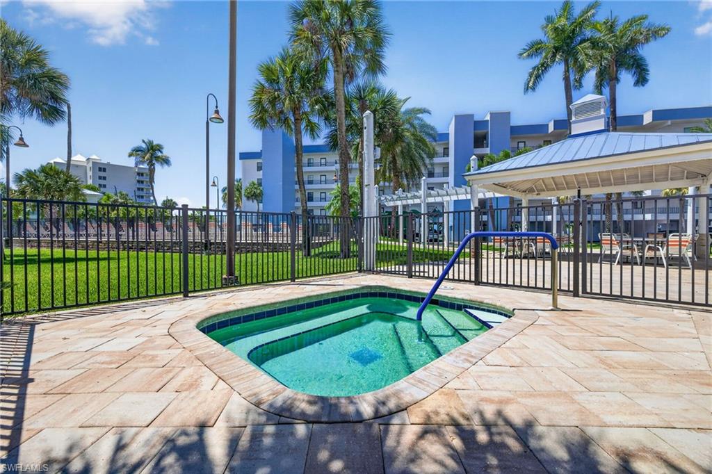 PUNTA RASSA - Residential