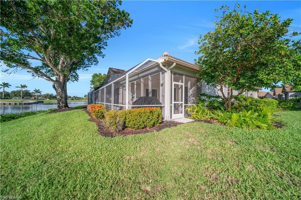 FAIRWAY BEND VILLAGE - Residential