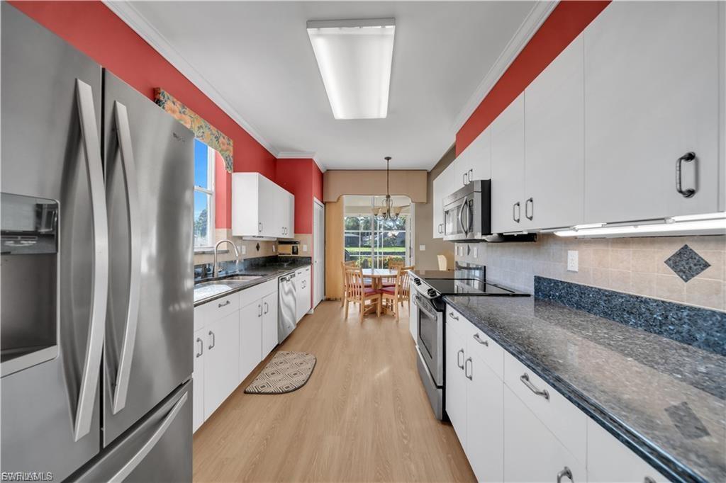 FAIRWAY BEND VILLAGE - Residential