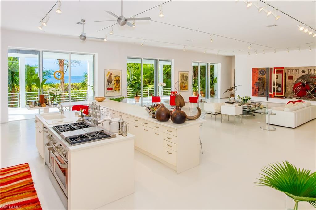 CAPTIVA BEACH - Residential