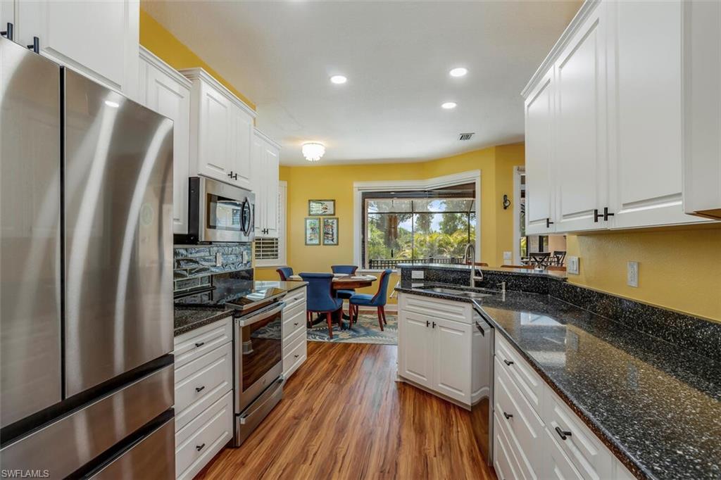 ROTONDA LAKES - Residential