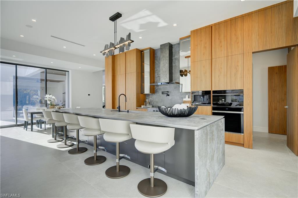 BAY COLONY SHORES - Residential