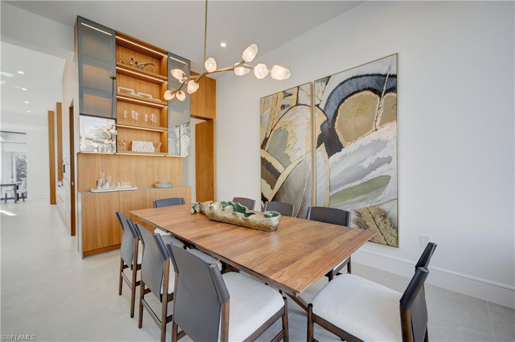 BAY COLONY SHORES - Residential