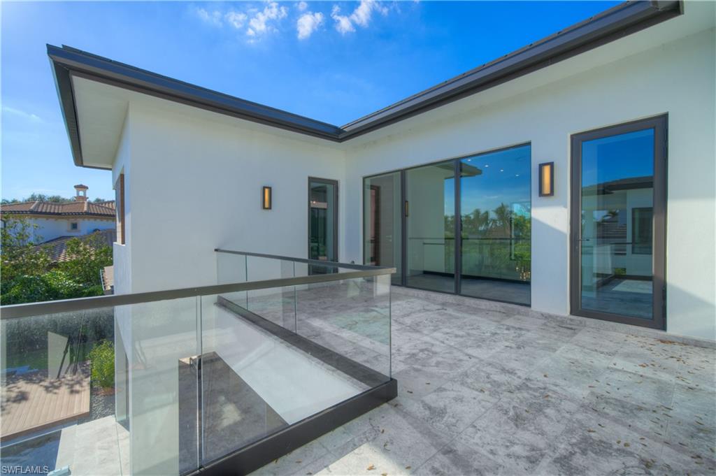 BAY COLONY SHORES - Residential