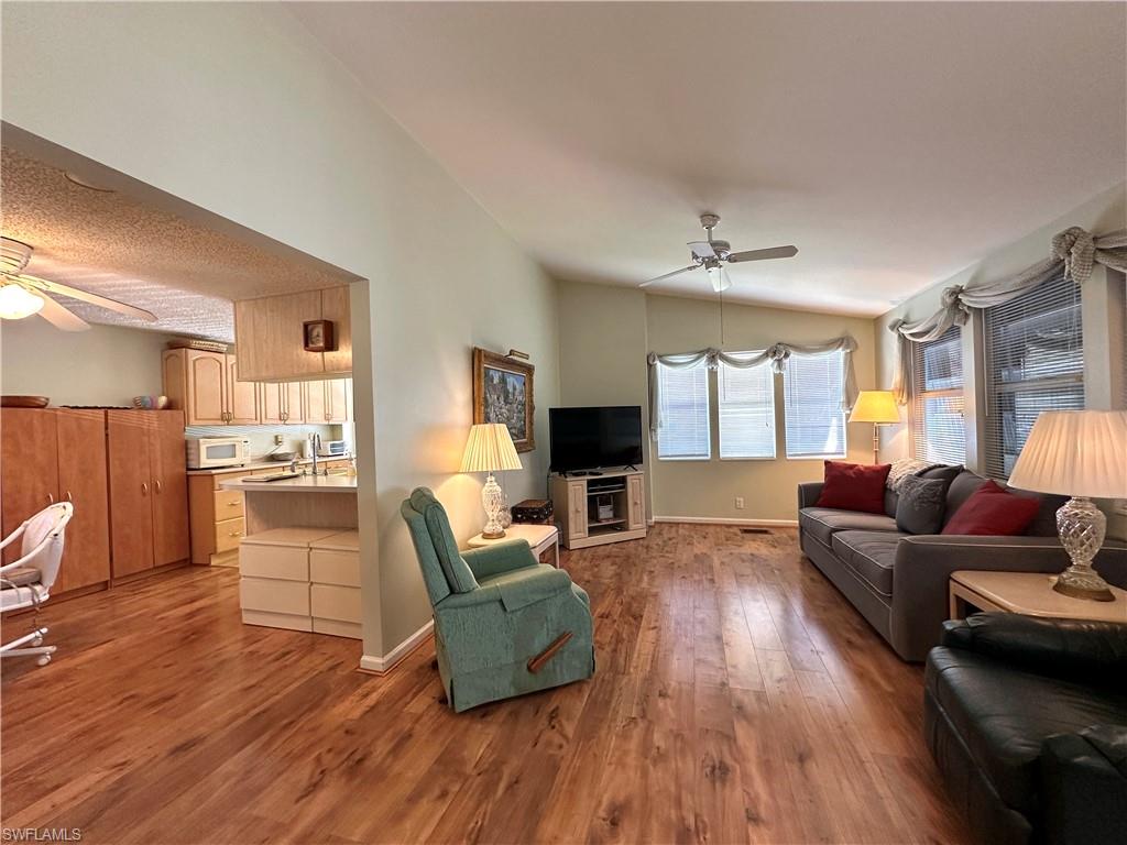 RIVERWOODS PLANTATION - Residential