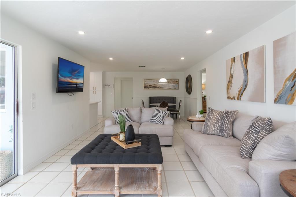 ROYAL HARBOR - Residential